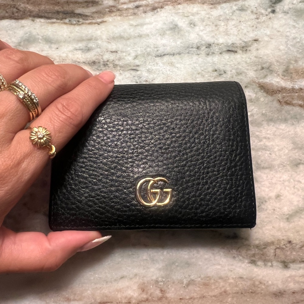 Gucci Black Leather wallet with Gold Logo